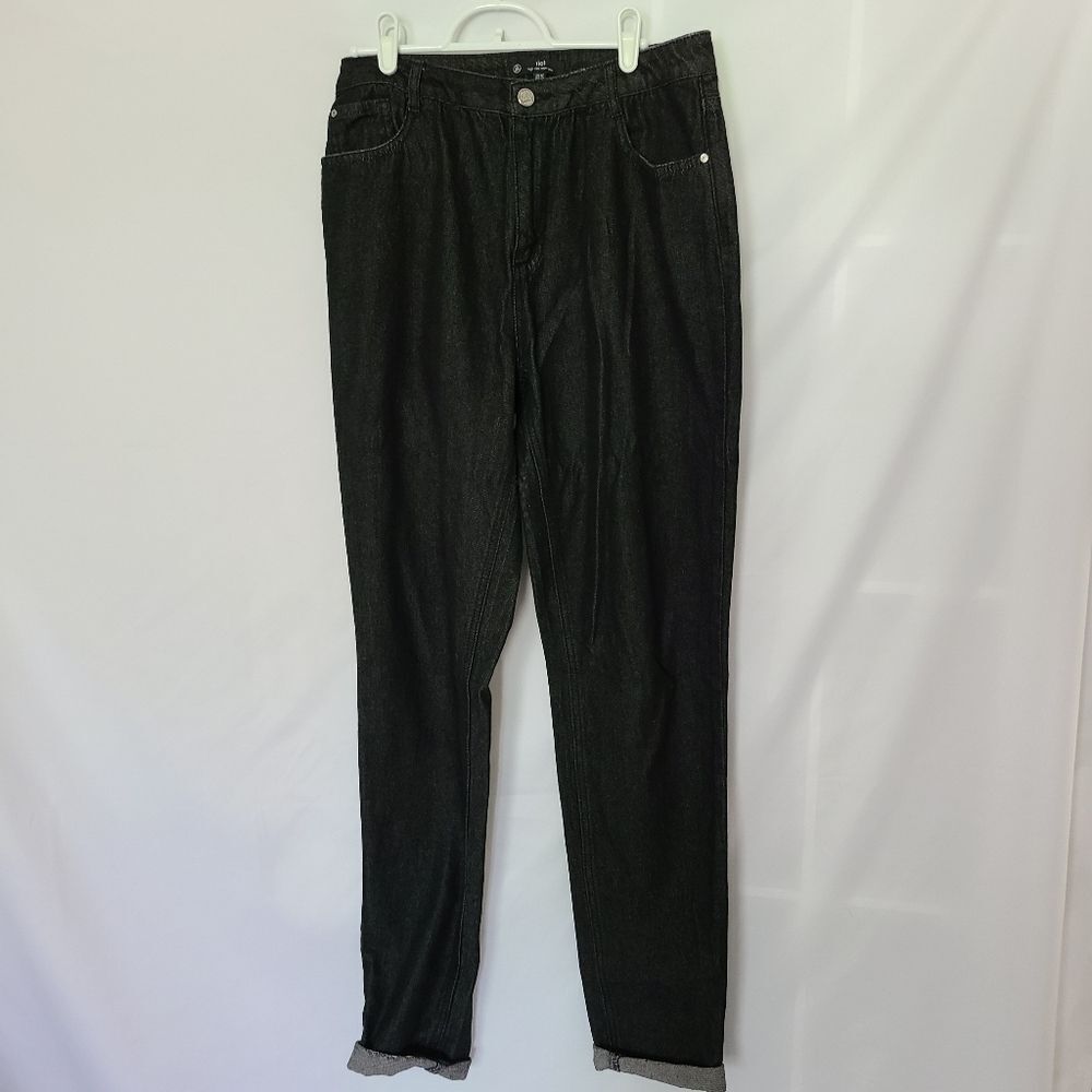 Misguided Riot Black Denim‎ High Rise Mom Jean